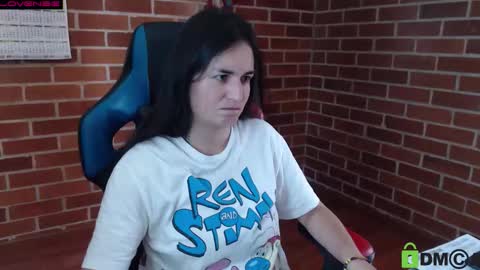 Snapshot of princesa_leia_zathur chatting on 09/22/25, 04:53 Leia online show from 09/22/25, 04:53