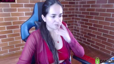 Snapshot of princesa_leia_zathur chatting on 10/21/25, 03:57 Leia online show from 10/21/25, 03:57