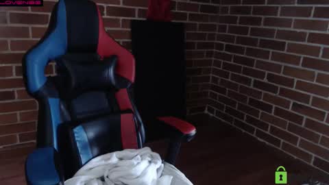 Snapshot of princesa_leia_zathur chatting on 01/08/26, 12:40 Leia online show from 01/08/26, 12:40