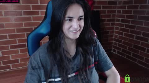 Snapshot of princesa_leia_zathur chatting on 02/08/26, 06:11 Leia online show from 02/08/26, 06:11