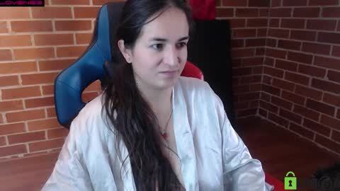 Snapshot of princesa_leia_zathur chatting on 02/09/26, 01:26 Leia online show from 02/09/26, 01:26