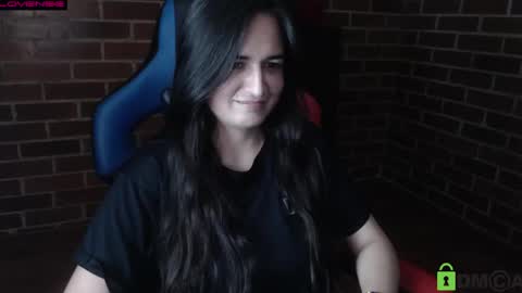 Snapshot of princesa_leia_zathur chatting on 03/01/26, 12:23 Leia online show from 03/01/26, 12:23