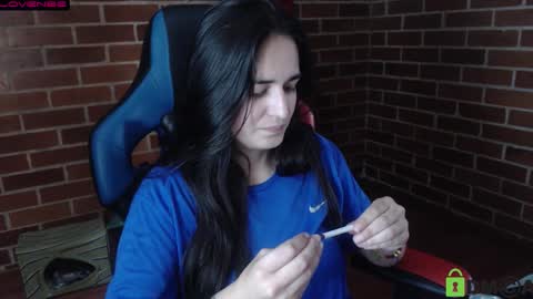 Snapshot of princesa_leia_zathur chatting on 03/18/26, 09:18 Leia online show from 03/18/26, 09:18