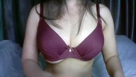 Snapshot of princess916446 chatting on 12/20/25, 02:29 princess online show from 12/20/25, 02:29