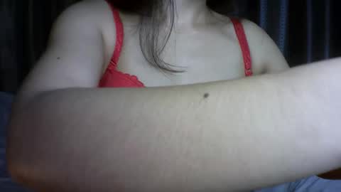 Snapshot of princess916446 chatting on 01/11/26, 04:17 princess online show from 01/11/26, 04:17