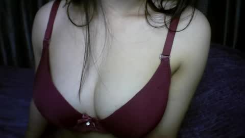 Snapshot of princess916446 chatting on 05/03/26, 02:28 princess online show from 05/03/26, 02:28