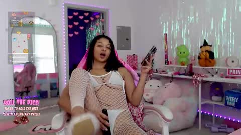 Snapshot of princess_cece chatting on 01/12/26, 08:47 Cece NEXT LIVESTREAM -- DEC. 4th 7 PM CST online show from 01/12/26, 08:47