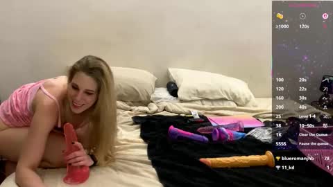 Kiki online show from 09/11/25, 07:58