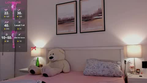 Princess Diana online show from 11/12/25, 07:03