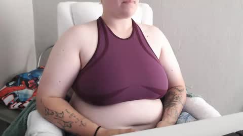 Snapshot of princess_pixielove chatting on 05/28/26, 07:33 TomboyTease online show from 05/28/26, 07:33