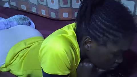 princess_scovia online show from 10/16/25, 03:07