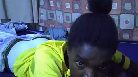 princess_scovia online show from 10/25/25, 02:41