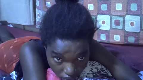 princess_scovia online show from 10/27/25, 08:07