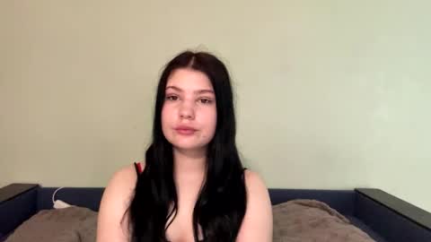 Snapshot of princess_shy_ chatting on 05/15/26, 07:15 princess shy online show from 05/15/26, 07:15