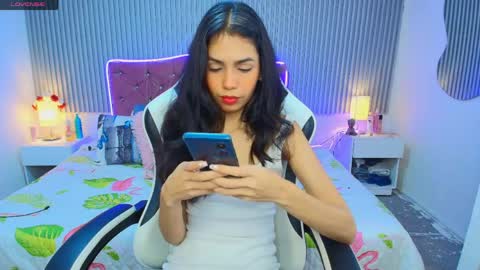 Snapshot of princess_skinny18 chatting on 06/07/26, 07:39 princess_skinny18 online show from 06/07/26, 07:39