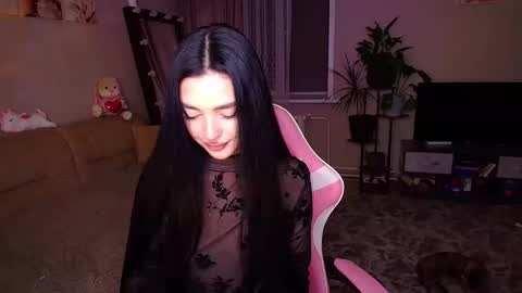 princessamira1 online show from 10/10/25, 03:00