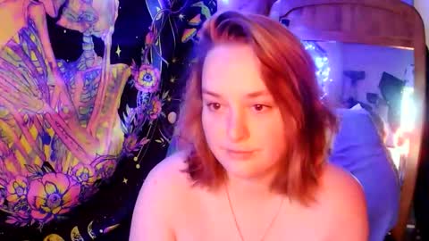 NOTYOURTYPICALBARBIE online show from 05/15/26, 07:32