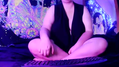 NOTYOURTYPICALBARBIE online show from 06/21/26, 07:05