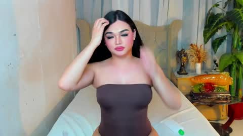 Snapshot of princesshugecumontop chatting on 03/07/26, 11:29 PrincessDONT FORGET TO FOLLOW ME online show from 03/07/26, 11:29