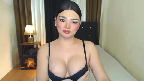 Snapshot of princesshugecumontop chatting on 05/01/26, 06:56 PrincessDONT FORGET TO FOLLOW ME online show from 05/01/26, 06:56