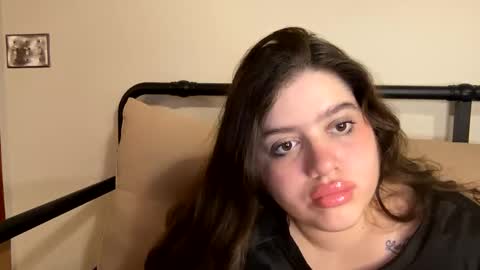 Snapshot of princesslaylaa chatting on 12/06/24, 09:10 princessviccxo online show from 12/06/24, 09:10