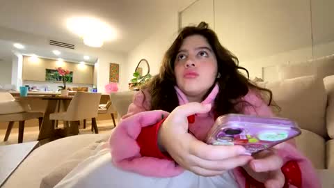 Snapshot of princesslaylaa chatting on 03/16/26, 05:44 princessviccxo online show from 03/16/26, 05:44