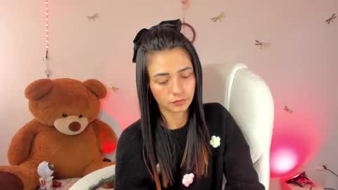 princessluna_14 online show from 10/04/25, 09:46