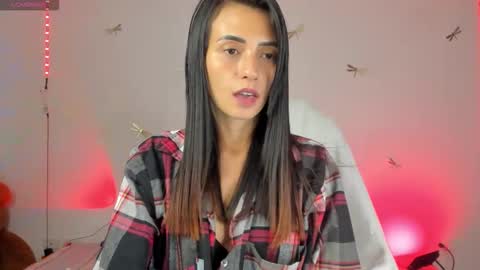 princessluna_14 online show from 10/14/25, 11:38