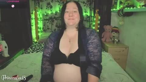 Lux Alot Luxi online show from 05/26/26, 06:59