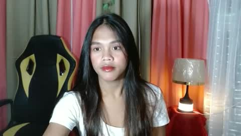 Snapshot of princessrynn chatting on 09/29/25, 04:34 princessrynn online show from 09/29/25, 04:34