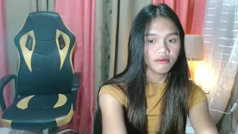 Snapshot of princessrynn chatting on 10/10/25, 03:00 princessrynn online show from 10/10/25, 03:00