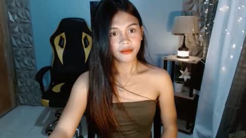 Snapshot of princessrynn chatting on 11/26/25, 04:08 princessrynn online show from 11/26/25, 04:08