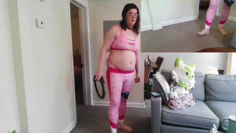 Snapshot of princessstarpuppybi chatting on 03/13/26, 04:24 PuppyAshley online show from 03/13/26, 04:24