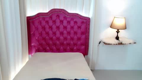 Snapshot of princessyanzy chatting on 03/31/26, 01:29 princessyanzy1 online show from 03/31/26, 01:29