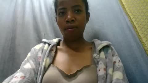 prisca880319 online show from 05/30/26, 08:00