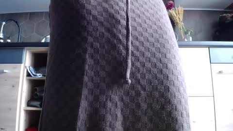 Space online show from 11/10/25, 08:57