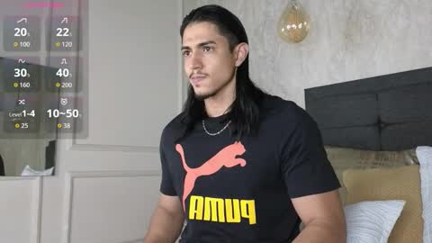 Snapshot of privilegewc chatting on 12/19/25, 02:18 privilegewc online show from 12/19/25, 02:18