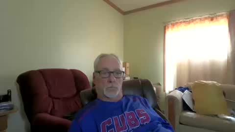 prlbob77 online show from 10/18/25, 05:03