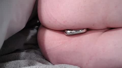 Snapshot of pro_bone_oh chatting on 11/12/25, 02:34 pro_bone_oh online show from 11/12/25, 02:34