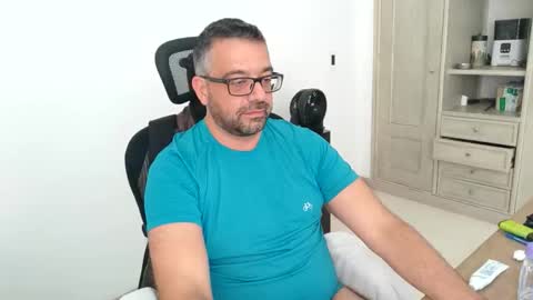 Snapshot of professional_manbd chatting on 10/25/25, 06:35 Professional manBD online show from 10/25/25, 06:35