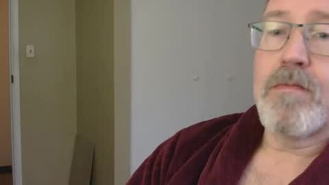 Snapshot of professor21255 chatting on 11/11/25, 12:49 professor21255 online show from 11/11/25, 12:49