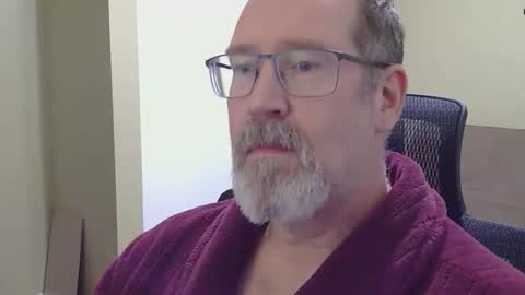 Snapshot of professor21255 chatting on 11/25/25, 12:49 professor21255 online show from 11/25/25, 12:49