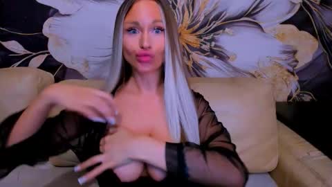 Snapshot of project_barbara chatting on 02/25/26, 04:16 Barbara online show from 02/25/26, 04:16