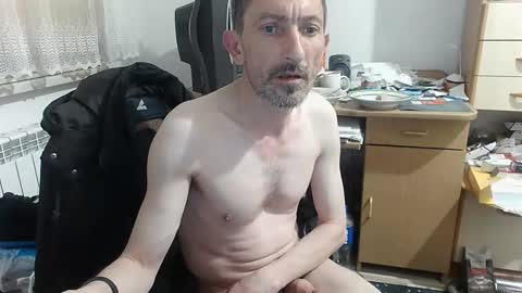 Snapshot of prosexualny chatting on 04/02/26, 09:23 Mariusz online show from 04/02/26, 09:23