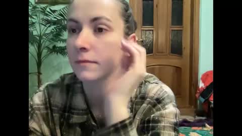 proud sweet 21 online show from 04/28/26, 12:09