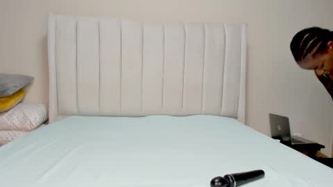 Snapshot of proudafricaka chatting on 10/25/25, 04:31 proudafricaka online show from 10/25/25, 04:31