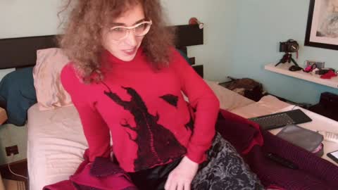 Snapshot of prxscillia_tx chatting on 01/18/25, 02:02 prxscillia_tx online show from 01/18/25, 02:02