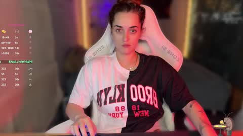 Queen of Pain online show from 11/13/25, 04:06