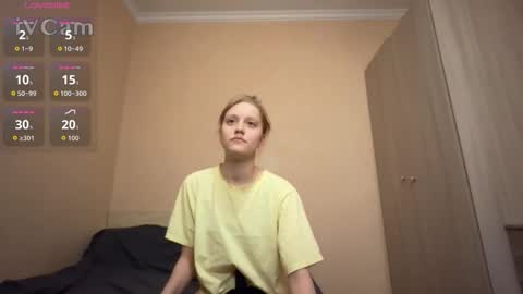 Snapshot of pssska chatting on 01/08/26, 01:02 pssska online show from 01/08/26, 01:02