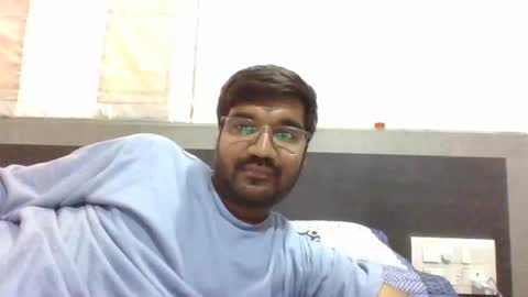 Snapshot of ptl1711 chatting on 12/07/24, 09:06 ptl1711 online show from 12/07/24, 09:06